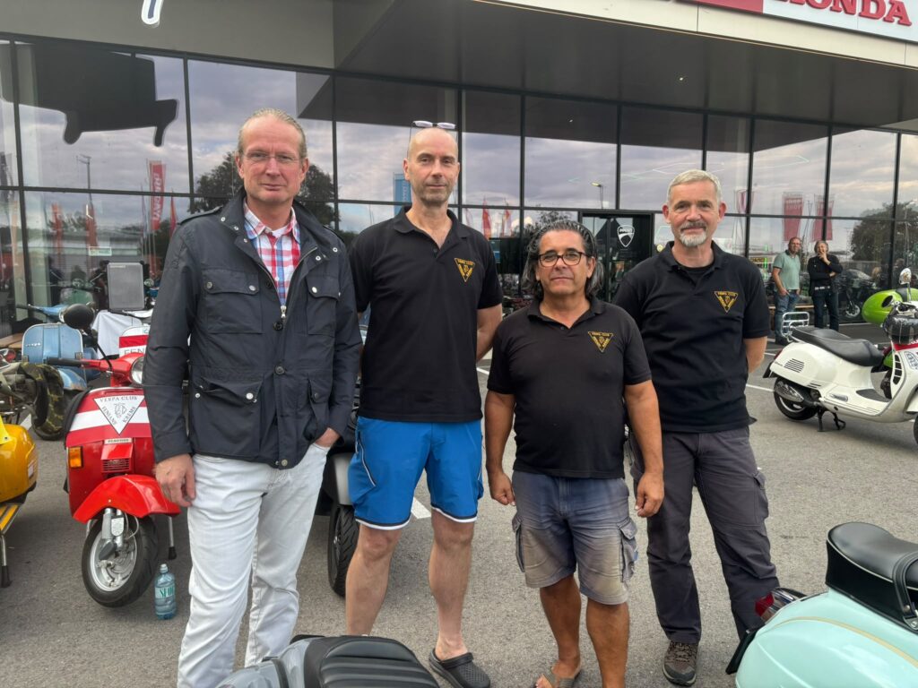 Die vier Gründungsmitglieder Bernd Schlossnickl, Thomas Aichinger, Martin Gruber (seit damals durchgehend Kassier!) und Siegfried Bernhard (vlnr)